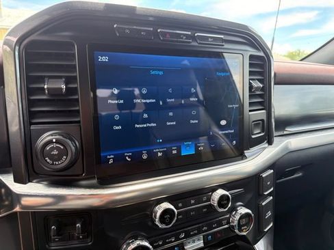 Used 2021 Ford F150 Lariat w/ Equipment Group 502A High AWD/4WD image 40