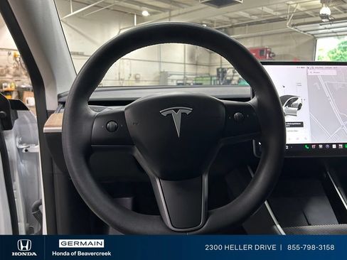 Used 2020 Tesla Model Y Performance AWD/4WD image 16