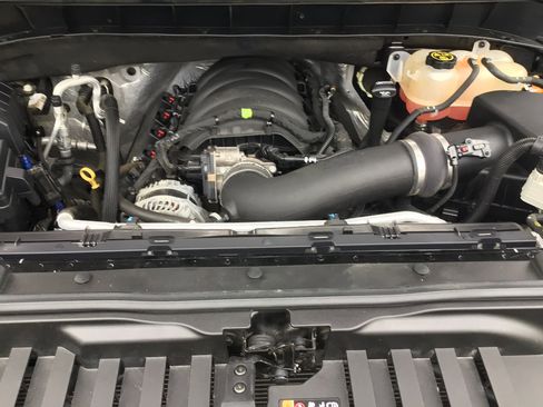 Used 2021 Chevrolet Silverado 1500 RST w/ Convenience Package II image 7