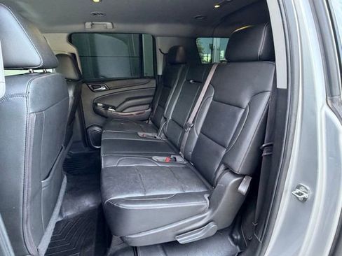 Used 2017 GMC Yukon XL SLT image 28