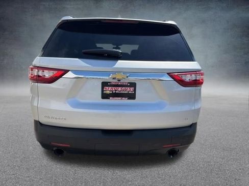 Used 2019 Chevrolet Traverse LT FWD image 8