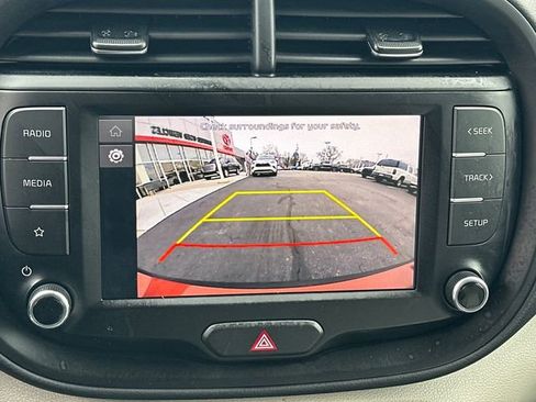 Used 2024 Kia Soul LX image 21