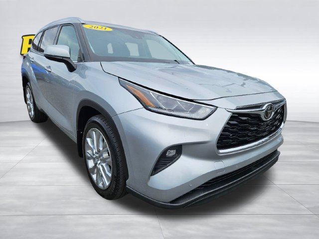 Used 2021 Toyota Highlander Limited AWD/4WD image 8