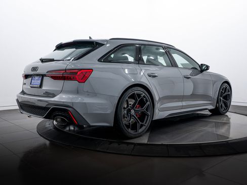 New 2026 Audi RS 6 performance image 4