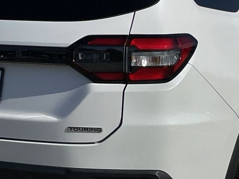 Certified 2025 Honda Pilot Touring image 6