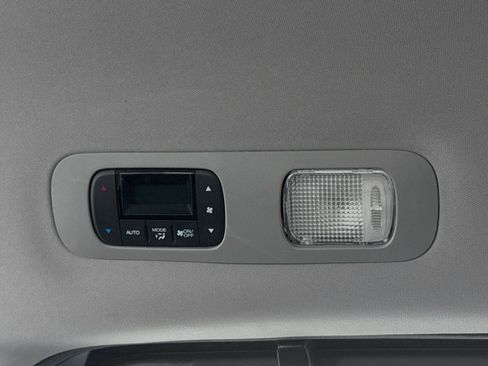 Certified 2023 Honda Odyssey EX image 24