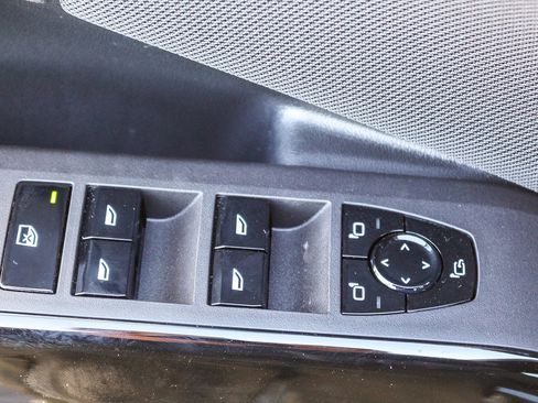 New 2026 BMW X3 xDrive30 w/ Premium Package image 14