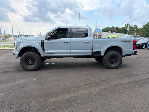 Used 2024 Ford F250 Lariat w/ Lariat Ultimate Package AWD/4WD image 4