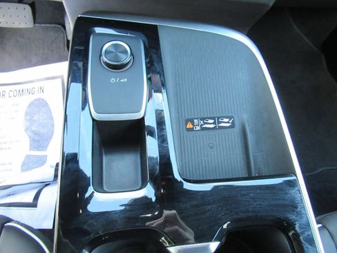 Used 2026 Buick Enclave Preferred FWD image 21
