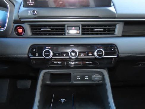 New 2026 Honda Pilot Touring image 25