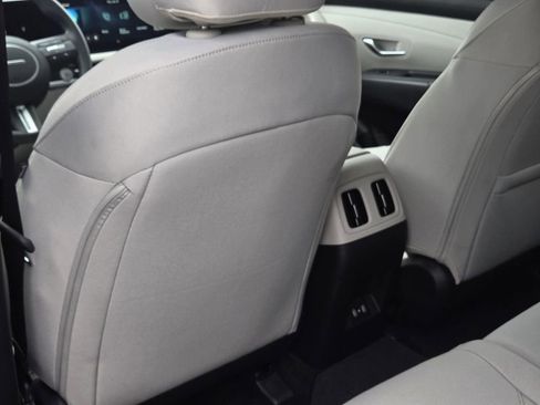 New 2026 Hyundai Tucson SEL FWD image 17