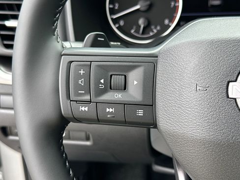 New 2025 Nissan Rogue SV image 27