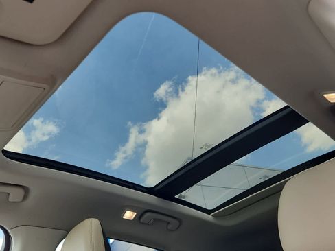 Used 2022 Ford Escape SEL w/ Technology Package image 12