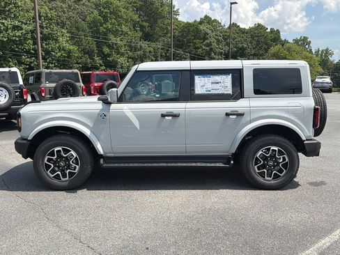 New 2026 Ford Bronco Outer Banks AWD/4WD image 4