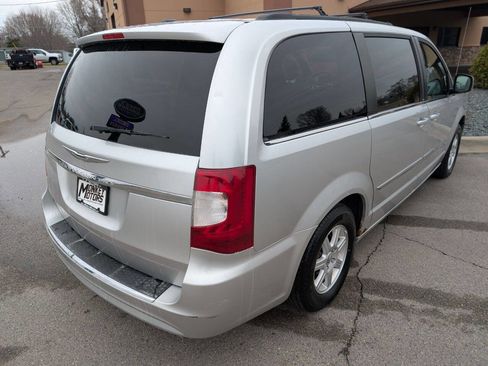 Used 2012 Chrysler Town & Country Touring w/ Entertainment Group #1 image 9