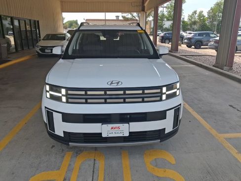 Used 2025 Hyundai Santa Fe SEL FWD image 5