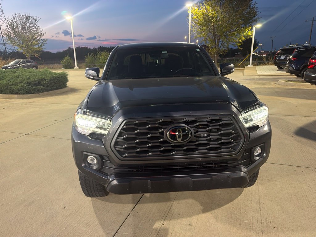 Used 2023 Toyota Tacoma TRD Off-Road w/ Technology Package AWD/4WD image 2