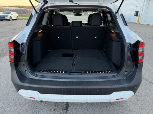 New 2026 Nissan Kicks SV image 33