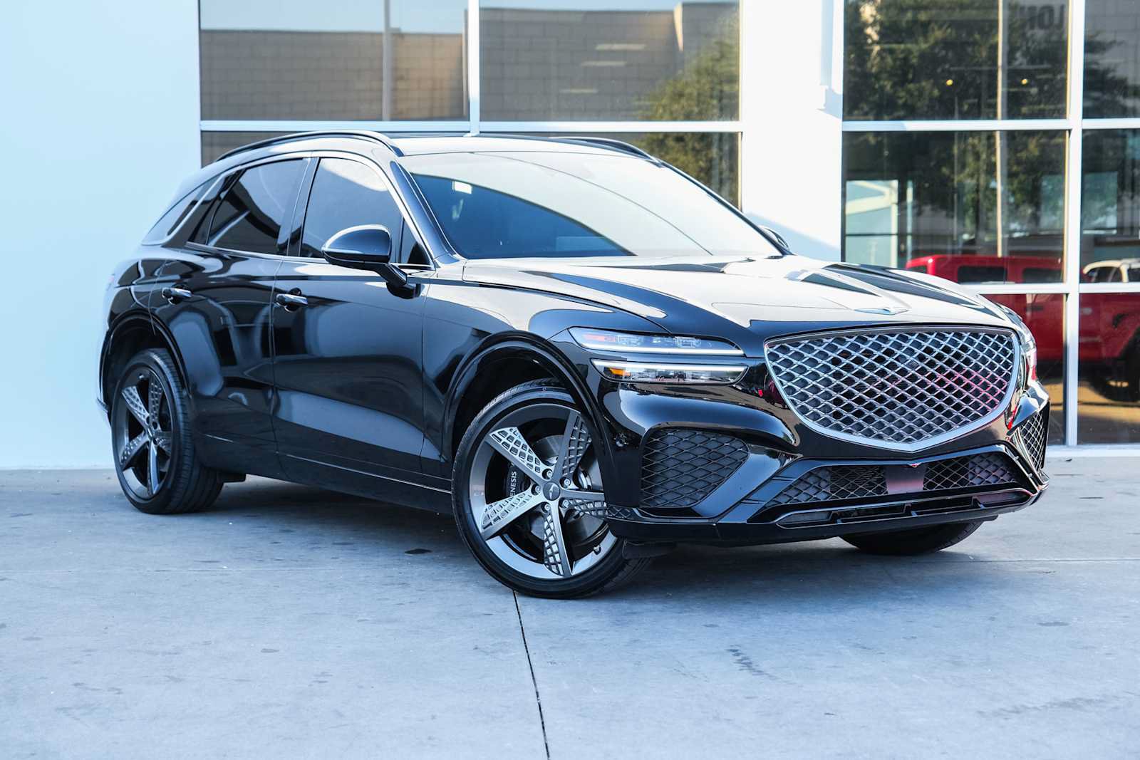 Used 2025 Genesis GV70 3.5T Sport w/ Sport Prestige Package AWD/4WD image 5