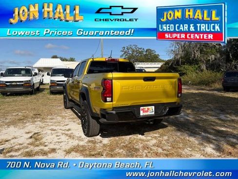 Used 2024 Chevrolet Colorado Trail Boss w/ Technology Package image 9