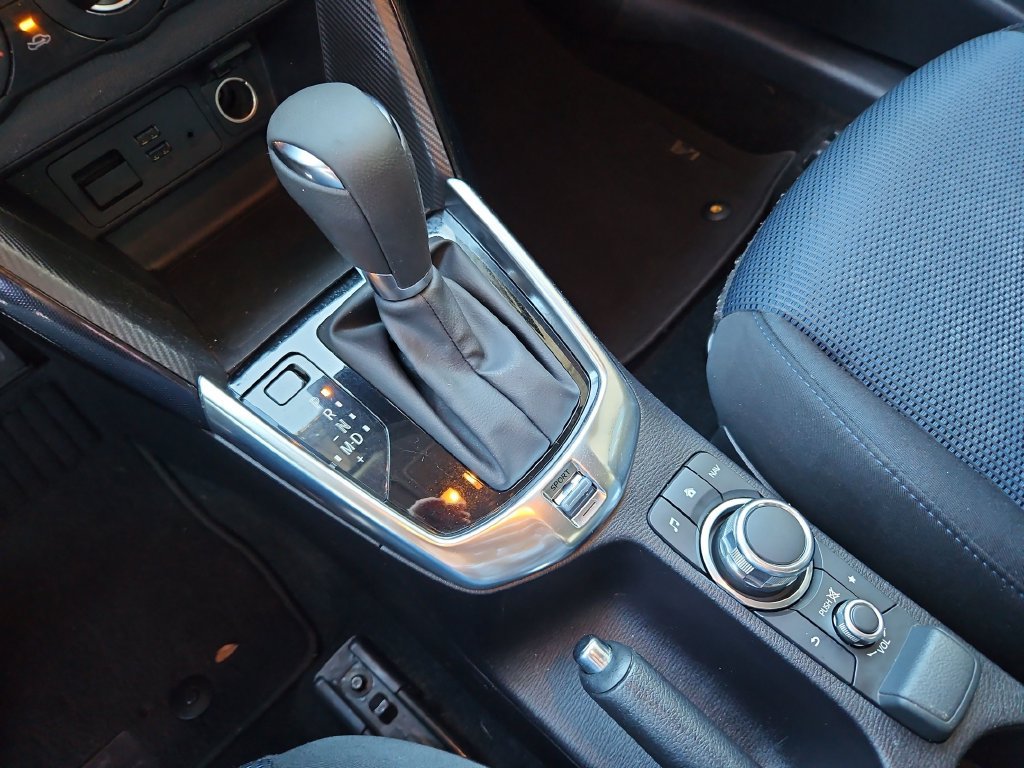 Used 2017 Toyota Yaris iA FWD image 18