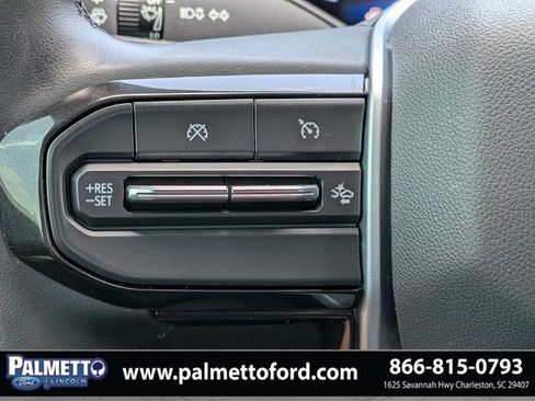 Used 2024 Chevrolet Colorado LT w/ LT Convenience Package III RWD image 24