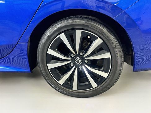 Used 2022 Honda Civic EX image 11