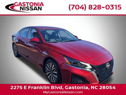 Used 2023 Nissan Altima 2.5 SV