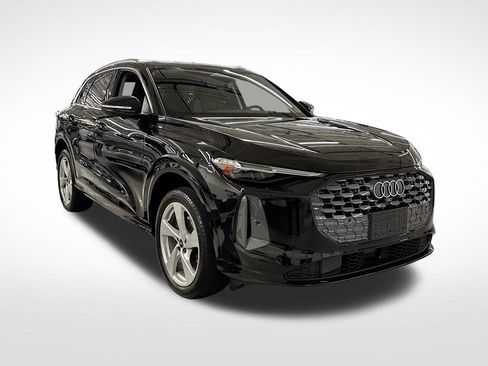 Certified 2025 Audi Q5 Premium w/ Premium Plus AWD/4WD image 7