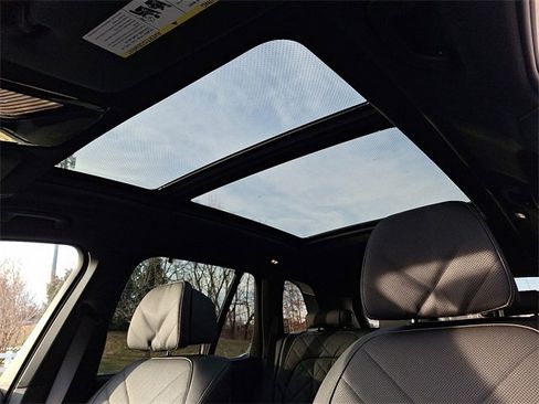 New 2026 BMW X5 M60i image 13