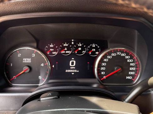 Used 2015 GMC Sierra 3500 Denali w/ Duramax Plus Package AWD/4WD image 9