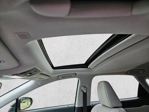 Used 2022 Lexus RX 350 FWD w/ Premium Package image 16