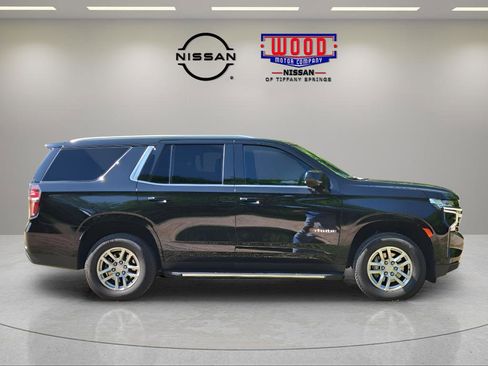 Used 2024 Chevrolet Tahoe LT image 2