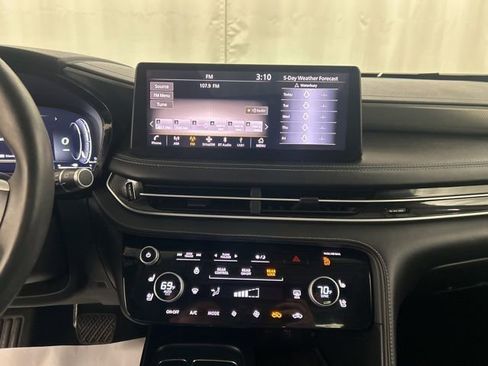 Used 2023 INFINITI QX60 Luxe w/ Cargo Package image 19