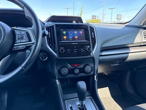 Used 2024 Subaru Forester Premium AWD/4WD image 19