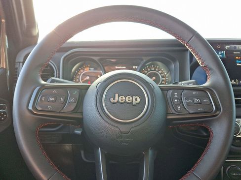 Certified 2024 Jeep Wrangler Unlimited Rubicon image 24