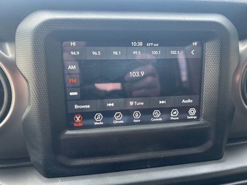 Used 2021 Jeep Wrangler Unlimited Sport AWD/4WD image 25