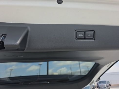 New 2026 Hyundai Ioniq 9 SEL image 14