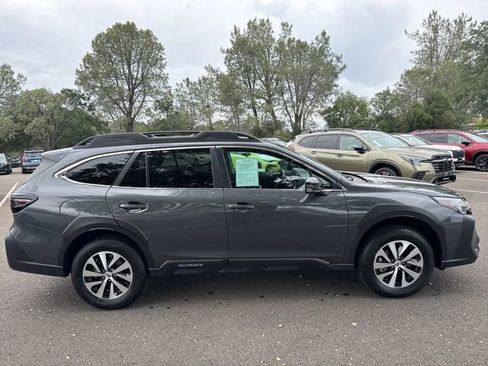 Certified 2024 Subaru Outback Premium AWD/4WD image 3