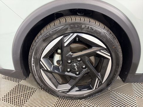 Certified 2025 Kia K4 EX FWD image 13