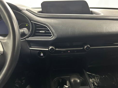 Used 2021 MAZDA CX-30 AWD 2.5 S w/ Select Package image 19