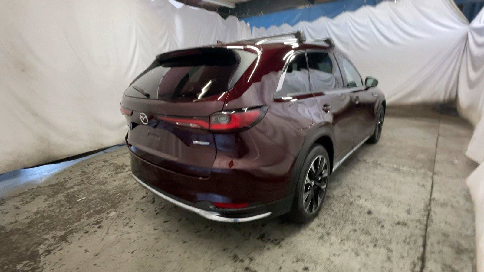 Used 2025 MAZDA CX-90 Plug-In Hybrid w/ Premium Plus AWD/4WD image 6