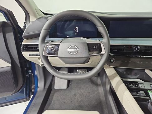 New 2025 Nissan Murano SL image 13