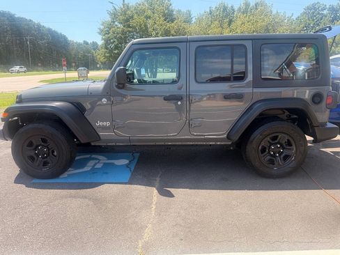 Used 2021 Jeep Wrangler Unlimited Sport AWD/4WD image 20