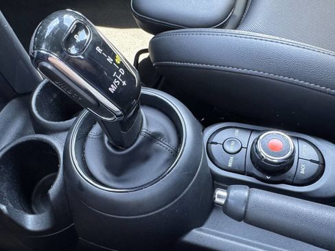 Used 2020 MINI Cooper Convertible FWD image 16