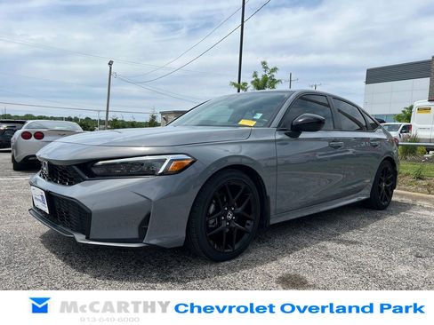 Used 2025 Honda Civic Sport image 7