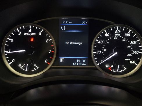 Used 2019 Nissan Sentra SR w/ Premium Package (SR) FWD image 23