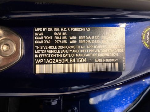 Used 2023 Porsche Macan S AWD/4WD image 42