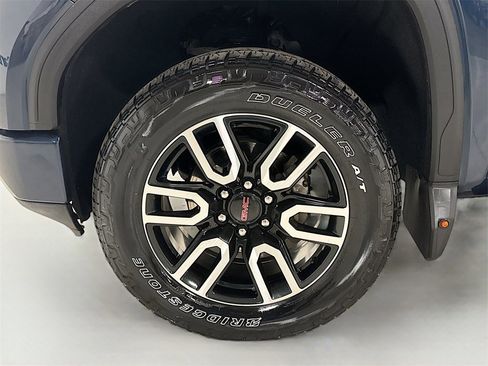 Used 2020 GMC Sierra 1500 AT4 w/ AT4 Premium Package image 39