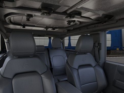 New 2025 Ford Bronco Badlands image 37